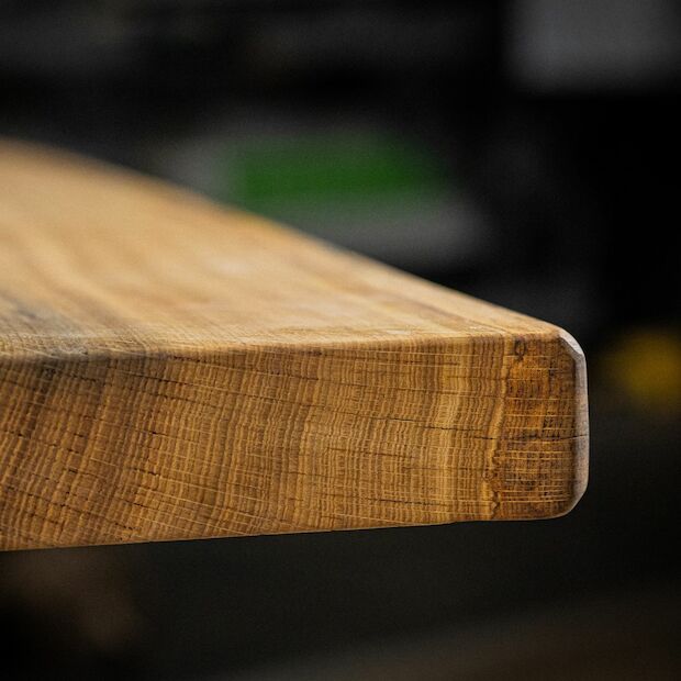 Massiver Holztisch Eiche - Esstisch aus einem Stück