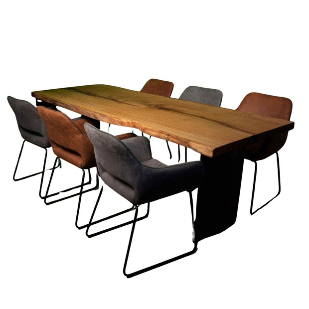 Massiver Holztisch aus einem Stück - Eiche