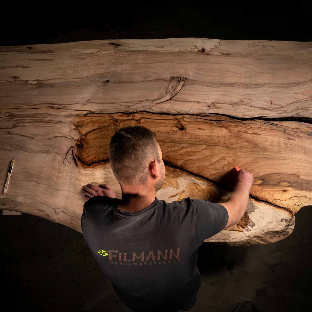 Massiver Holztisch aus einem Stück - Buche