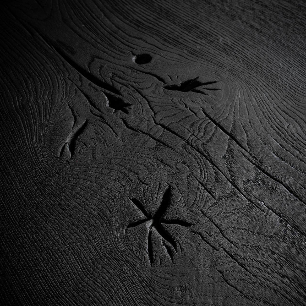 Massiver Holztisch geköhlt aus einem Stück - Eiche